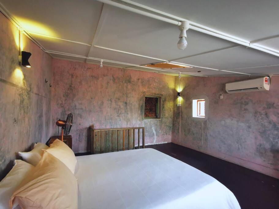 Leju 21 樂居 Explore Malacca From A Riverside House Eksteriør billede